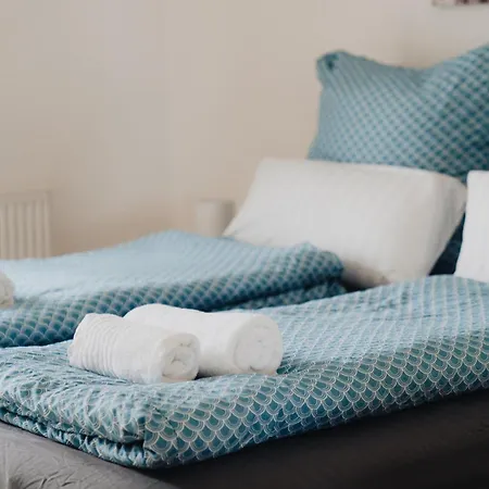 아파트 Modernes Penthouse Mit Panorama Im Herzen Von *