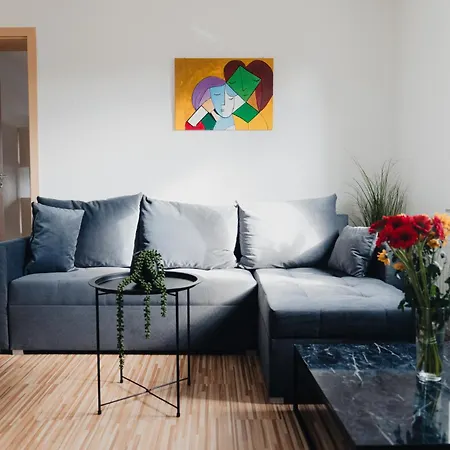 Penthouse Mit Panorama-balkon 3 Schlafzimmer Bis 7 Gaeste Villingen-Schwenningen